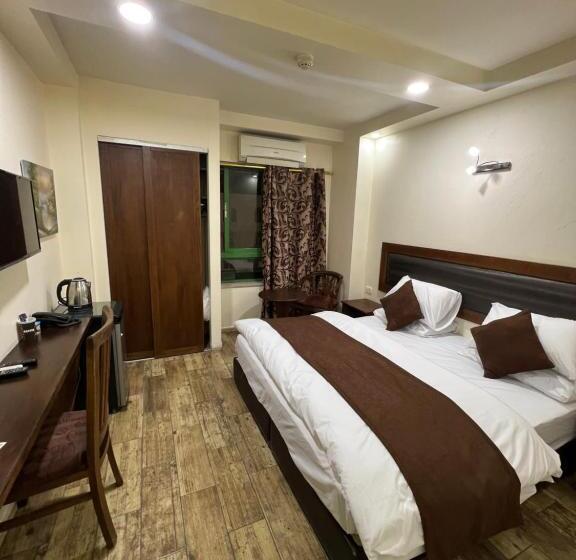 اتاق لوکس با چشم‌انداز شهر, Downtown Hawaa Amman