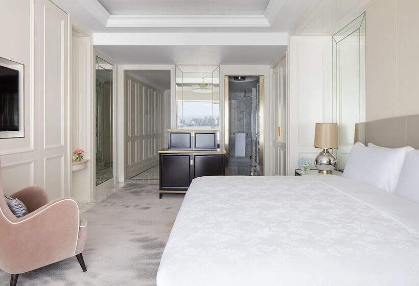 غرفة ديلوكس مطلّة علي البحر, The Langham Haikou