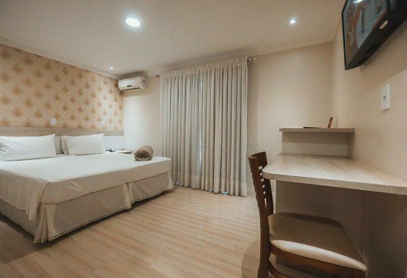 غرفة قياسية, Rouxinol