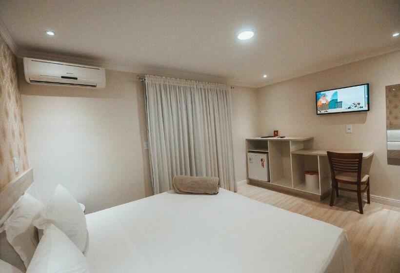 غرفة قياسية, Rouxinol