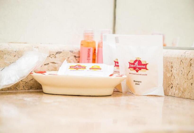 جناح عائلي, Rouxinol