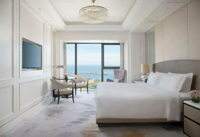 キングサイズベッドのデラックスルーム, The Langham Haikou