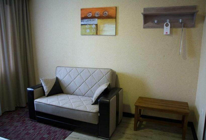 Family Suite, Uyutnyy Dom