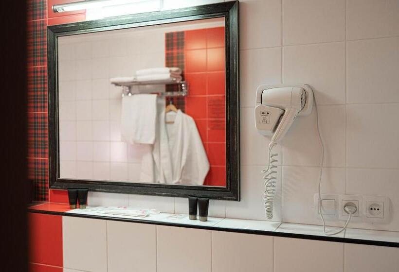 Люкс, Uyutnyy Dom