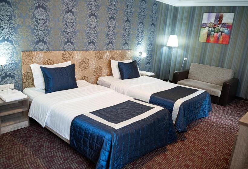 Family Suite, Uyutnyy Dom