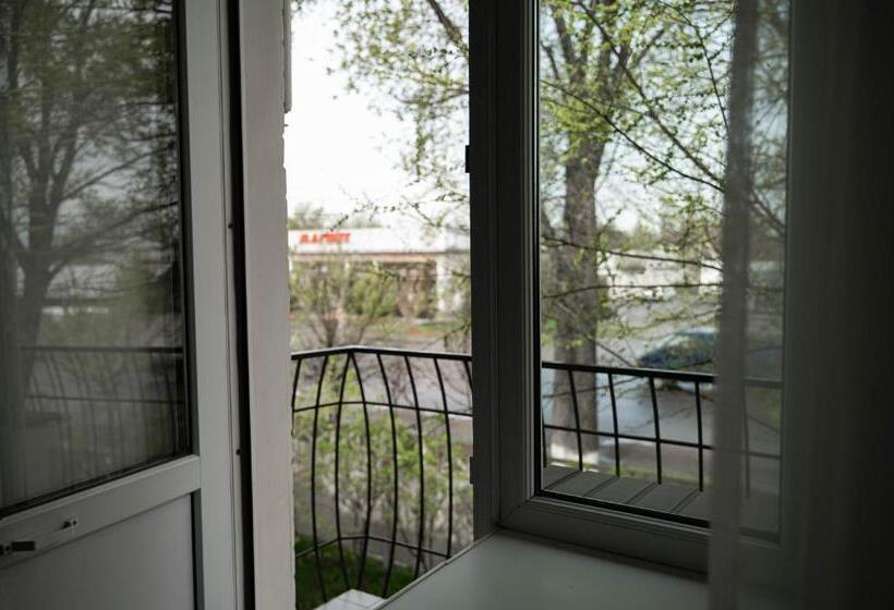 Студио Стандарт с Балконом, Uyutnyy Dom