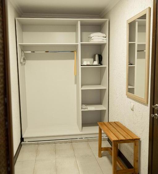 Family Suite, Uyutnyy Dom