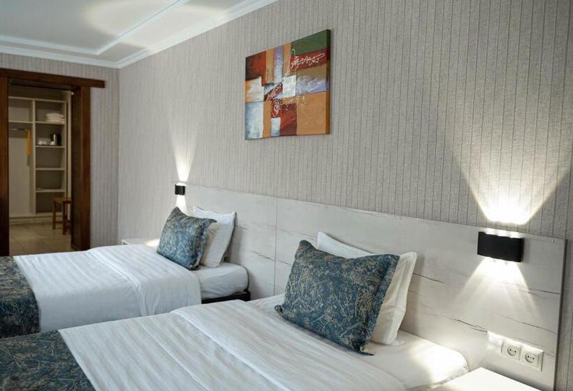 Family Suite, Uyutnyy Dom