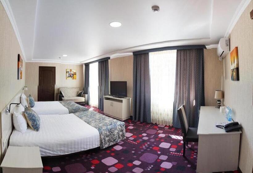 Family Suite, Uyutnyy Dom