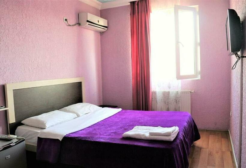 اتاق استاندارد, Vakhtanguri