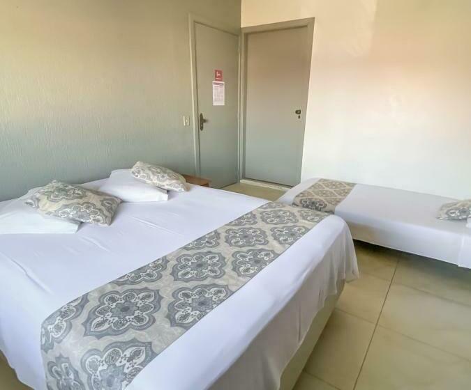 Quarto Triplo Estandar, Voa Pousada Brisa