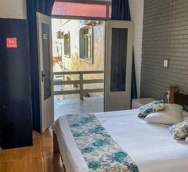 Quarto Estandar, Voa Pousada Brisa
