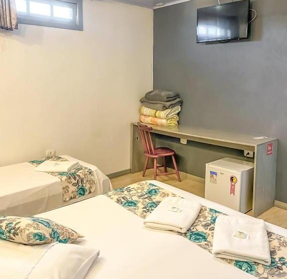 高级三人间, Voa Pousada Brisa