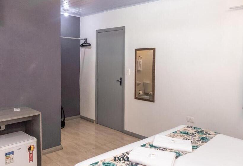 高级三人间, Voa Pousada Brisa