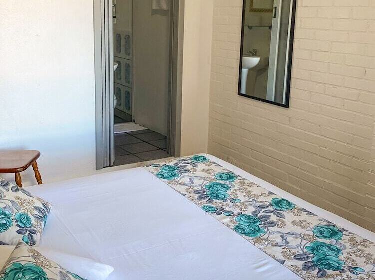 Quarto Estandar, Voa Pousada Brisa
