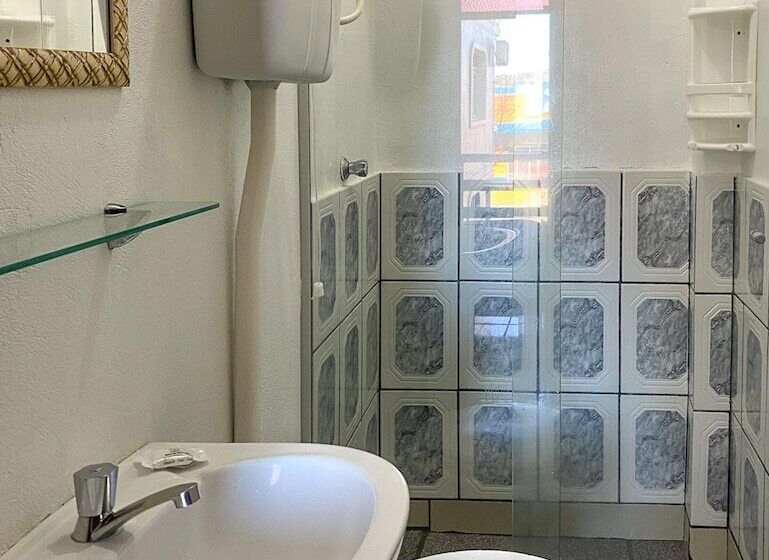 Quarto Estandar, Voa Pousada Brisa