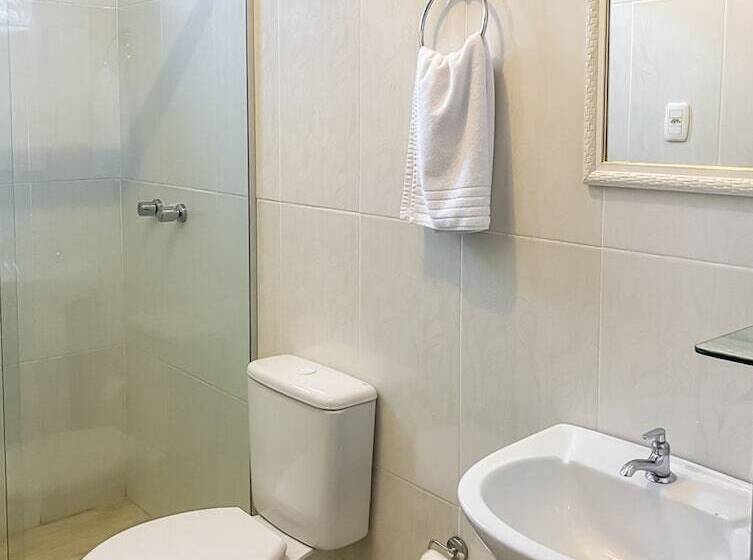 高级三人间, Voa Pousada Brisa