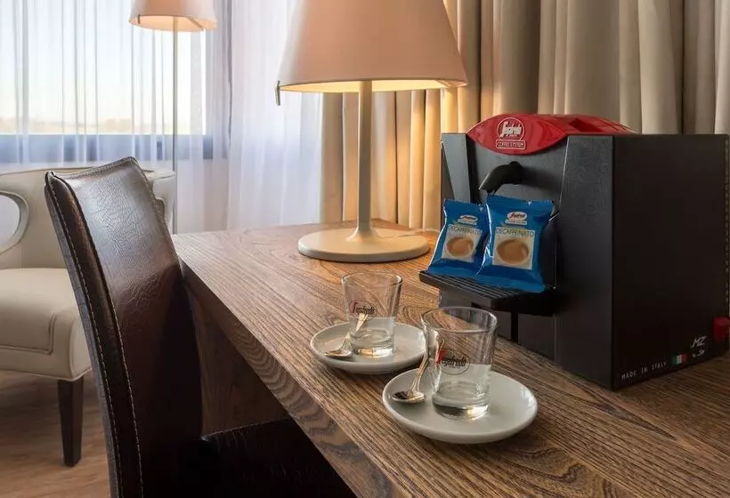 اتاق لوکس, Salinas Del Almiron Resort Termal