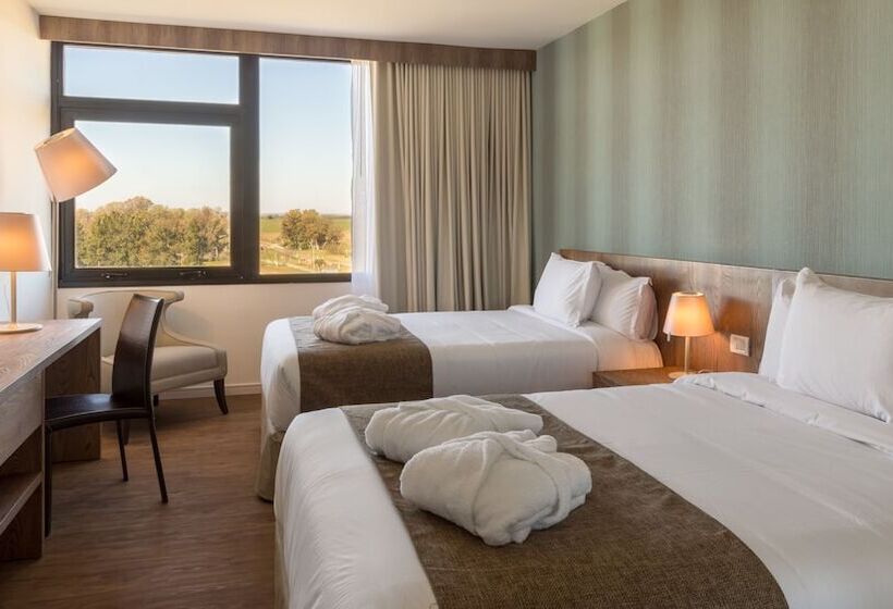 غرفة سوبيريور عائلية, Salinas Del Almiron Resort Termal