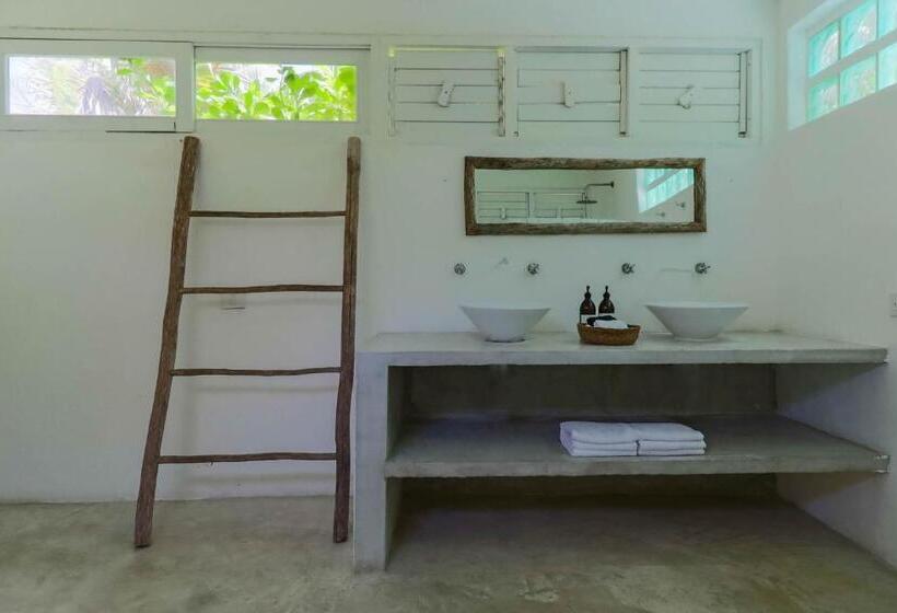 בקתה סטנדרטית, Tuup Tulum