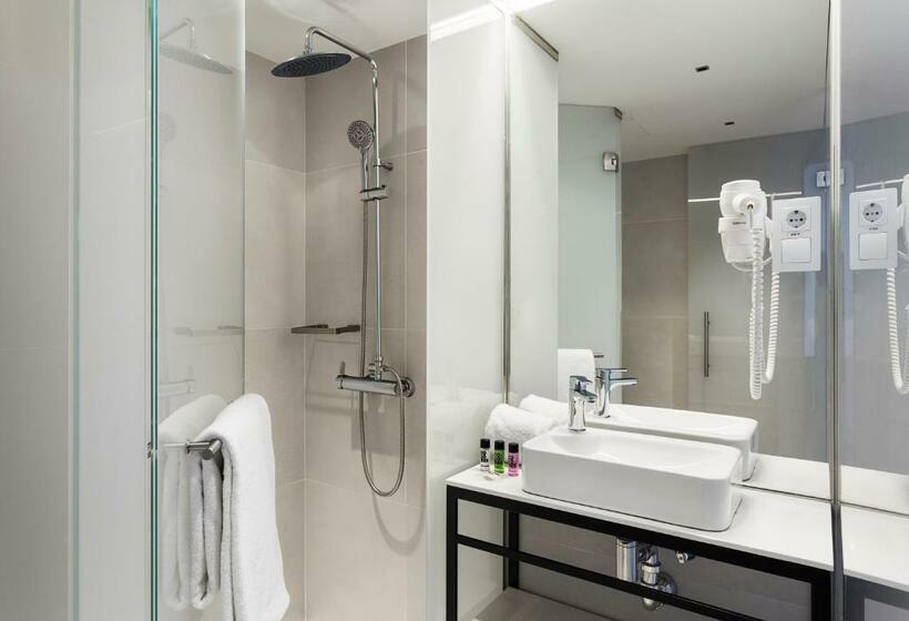 غرفة ديلوكس, B&b Hotel Madrid Centro Puerta Del Sol