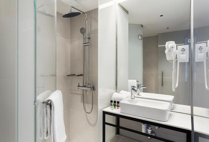 Premium room with terrace, B&b Hotel Madrid Centro Puerta Del Sol
