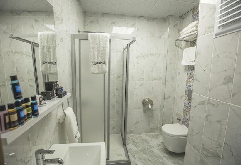 اتاق لوکس سه تخته, Express İnci