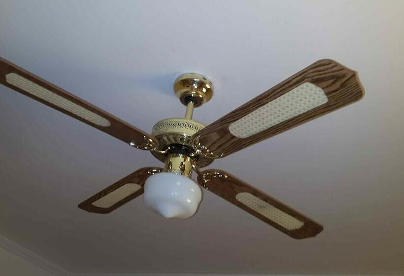 חדר סטנדרט, Geminis