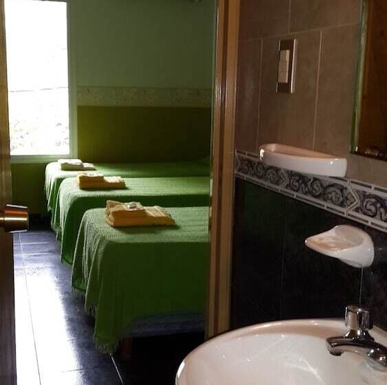 חדר סטנדרט לשלושה, Geminis