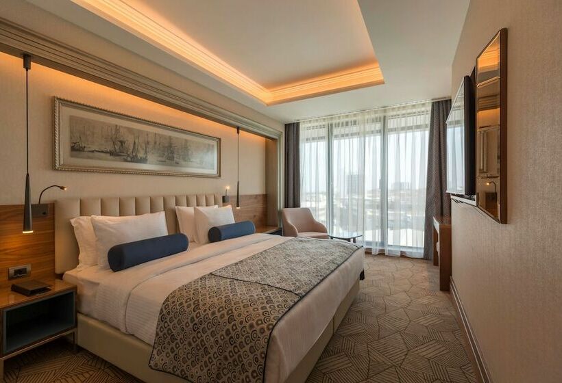 Люкс Вид на Город, Golden Tulip Istanbul Bayrampasa