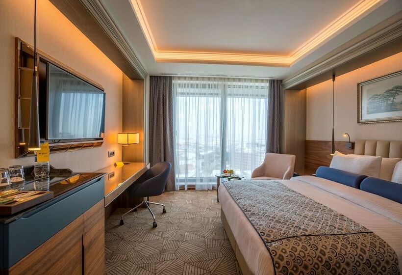Номер Superior Вид на Город, Golden Tulip Istanbul Bayrampasa