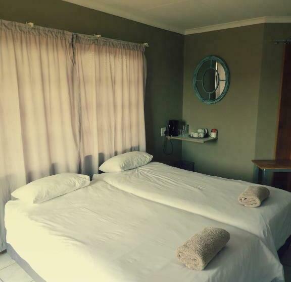 Cameră Familiară, Grunau Country