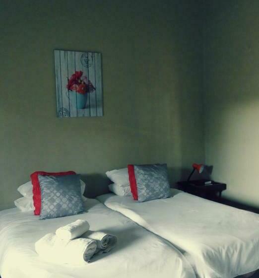 Cameră Standard, Grunau Country