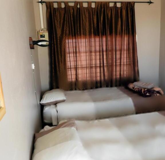 Cameră Standard, Grunau Country