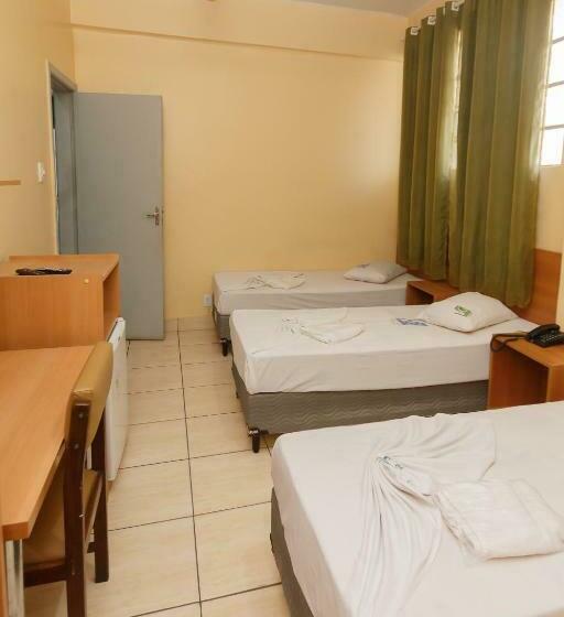 标准三人间, Guanabara