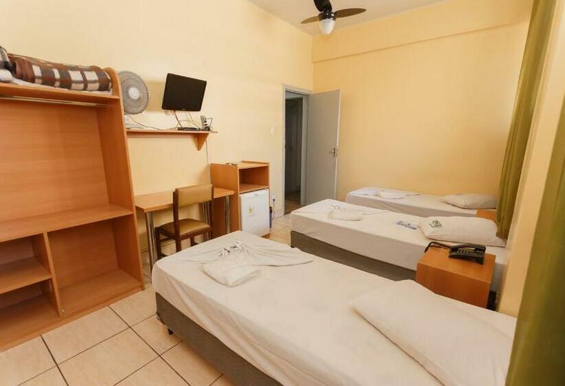 标准三人间, Guanabara