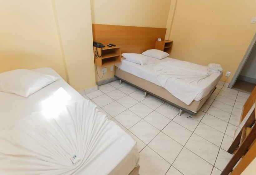 标准三人间, Guanabara