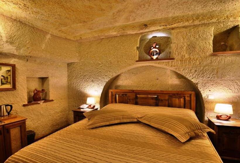 Pokój Standard, Harman Cave