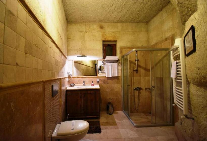 Pokój Standard, Harman Cave