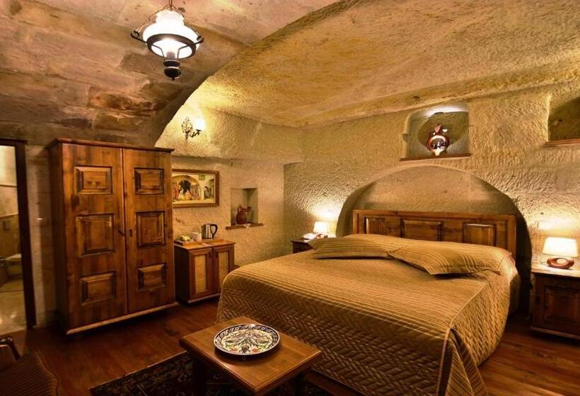 Pokój Standard, Harman Cave