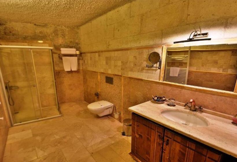 Pokój Deluxe, Harman Cave