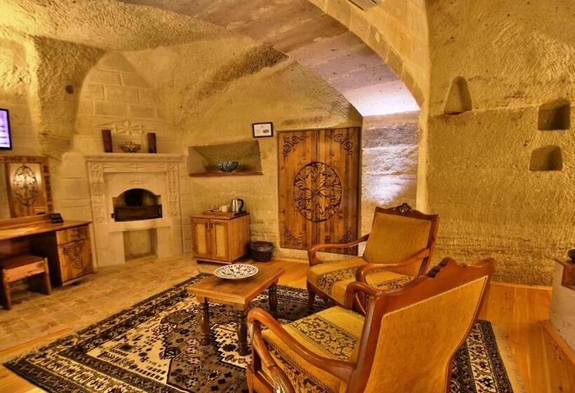 Pokój Deluxe, Harman Cave