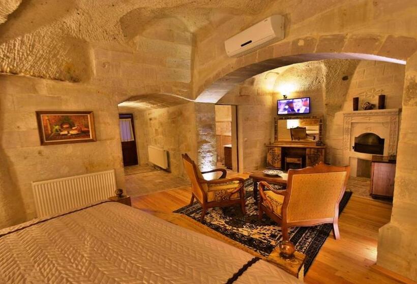 Pokój Deluxe, Harman Cave