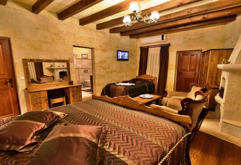 Pokój Rodzinny, Harman Cave