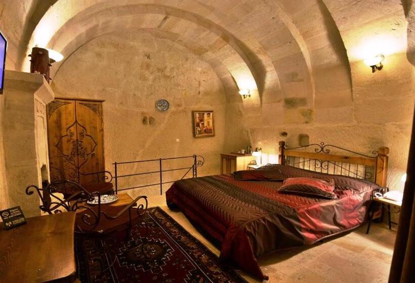 Pokój Deluxe, Harman Cave