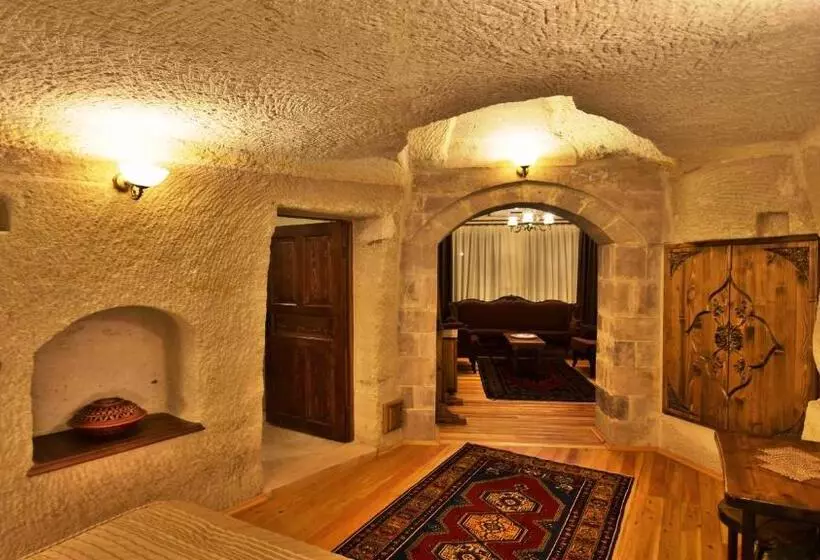 スイート, Harman Cave