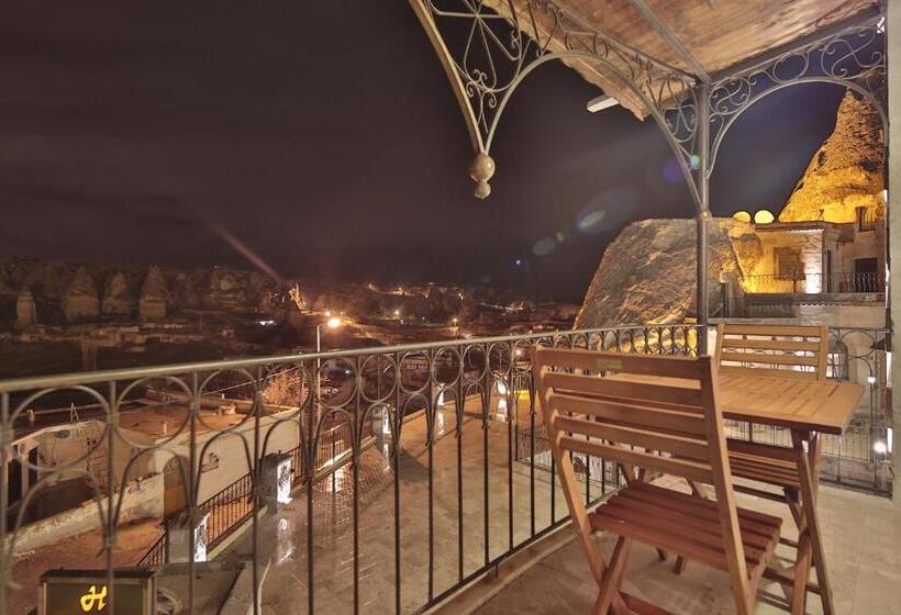 Pokój Deluxe z Balkonem, Harman Cave