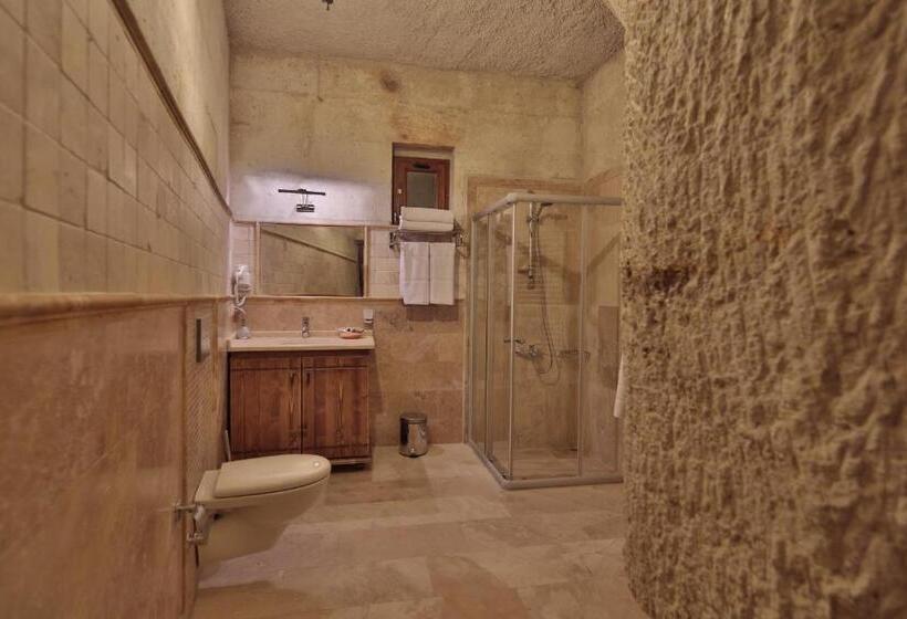 Pokój Standard, Harman Cave