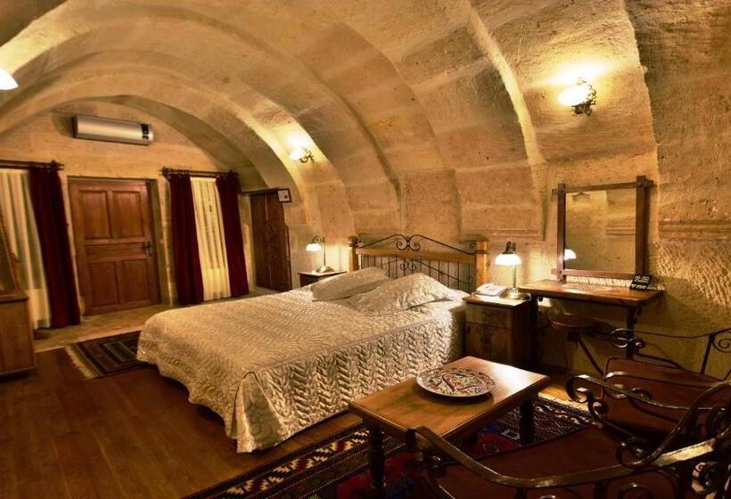 Pokój Superior, Harman Cave