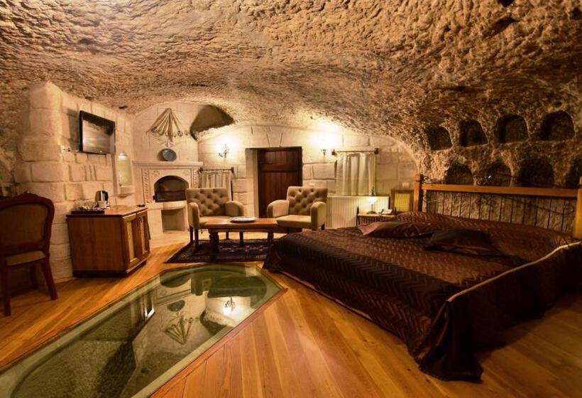 Pokój Standard, Harman Cave